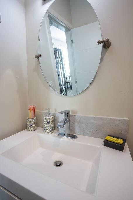 Prime Location - Awesome View -1 Bedroom Apartment ซานดิเอโก ภายนอก รูปภาพ