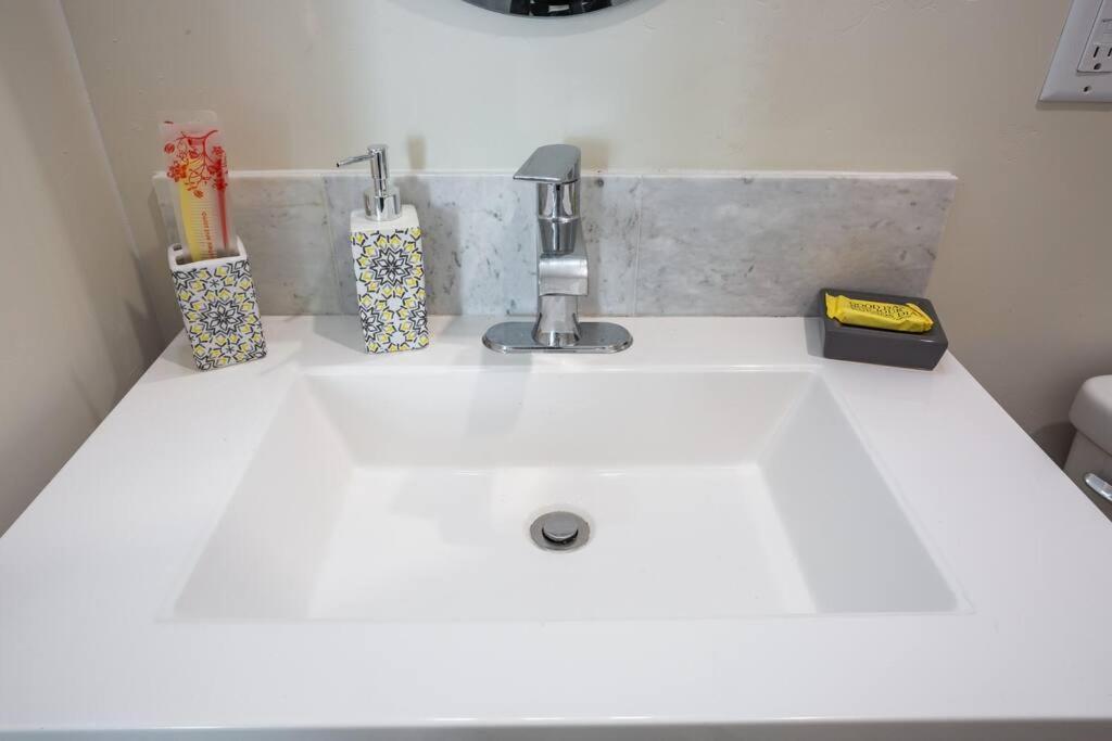 Prime Location - Awesome View -1 Bedroom Apartment ซานดิเอโก ภายนอก รูปภาพ